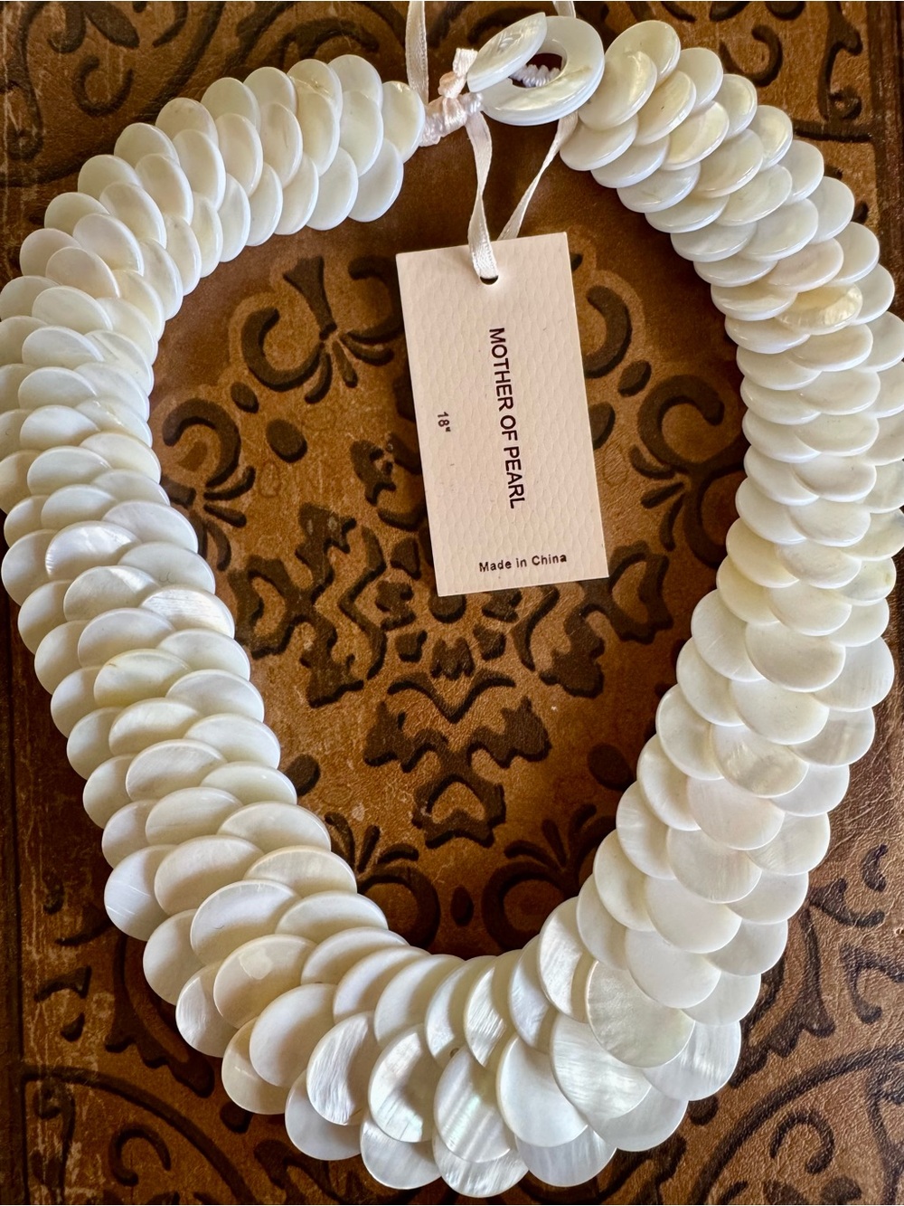 Camila Coelho Mother of Pearl White Disc Garland